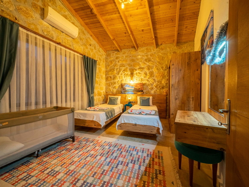  gece  -  Kasım
  | Kalkan Akbel’de Jakuzili ve Isıtmalı Havuzlu Muhafazakar Kiralık Villa | 4 Kişilik Tatil